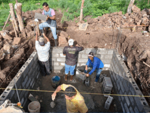 Building block walls for the excavation